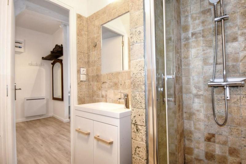 Immeuble - 83 m² - 3 pièces