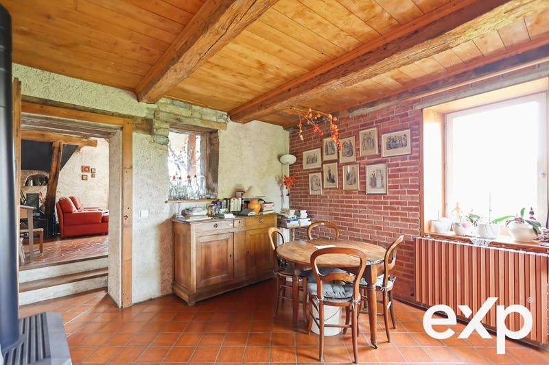 Maison - 301 m² - 7 pièces