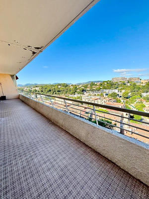 Appartement - 65 m² - 3 pièces