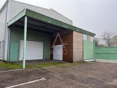 Entrepôt - 1 337 m²