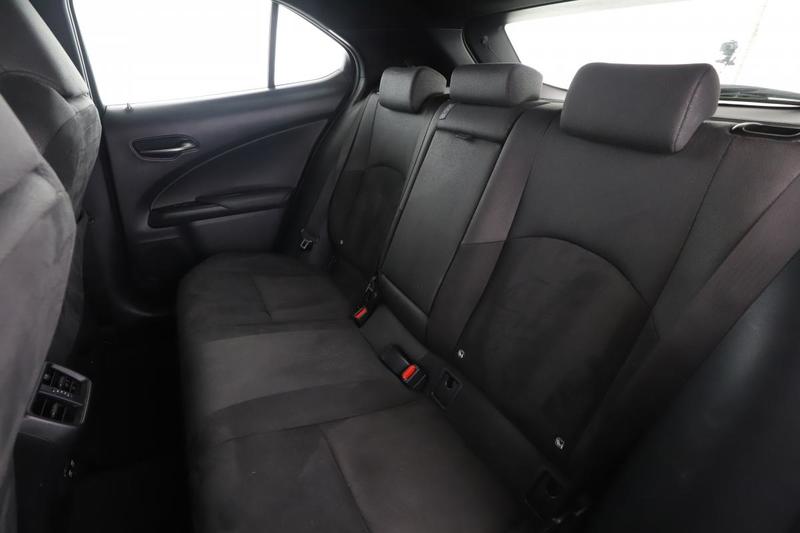 Lexus Ux 250h Pack Confort Business 2wd 184 ch