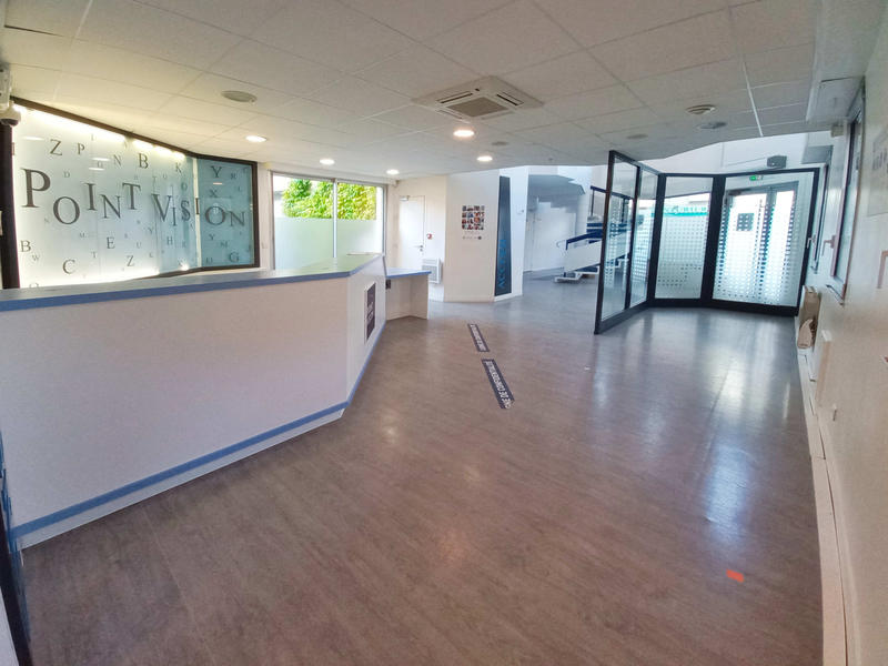 Local commercial - 581 m²