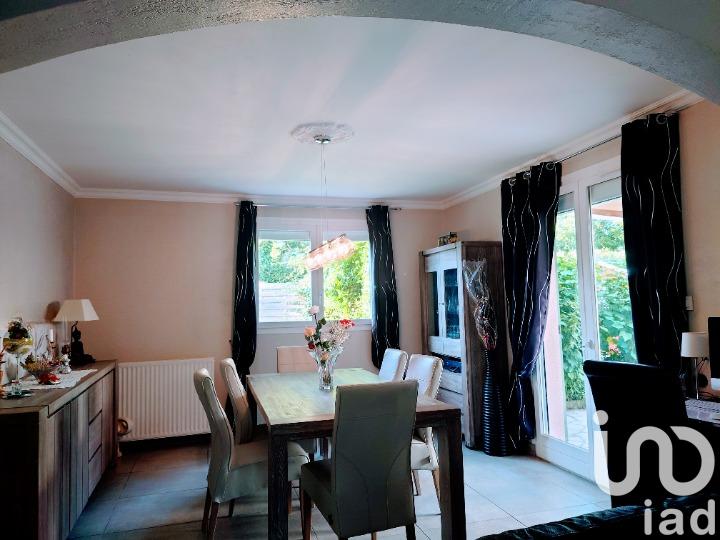 Maison - 122 m² - 6 pièces