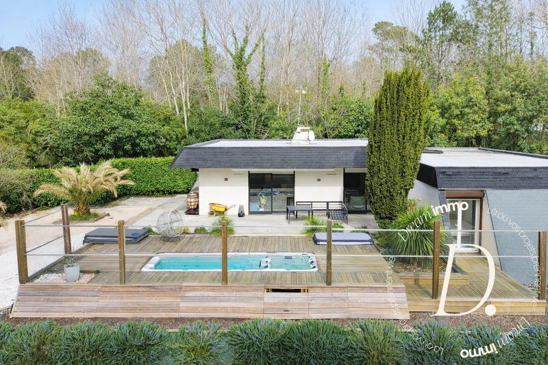 Maison - 170 m² - 5 pièces