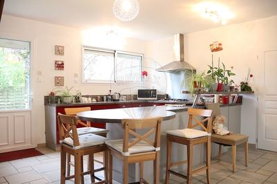 Maison - 144 m² - 6 pièces