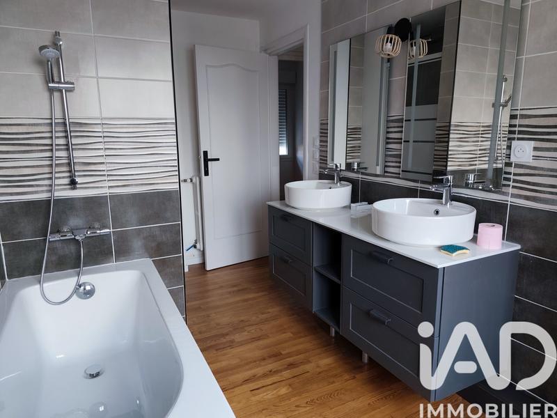 Maison de ville - 117 m² - 5 pièces