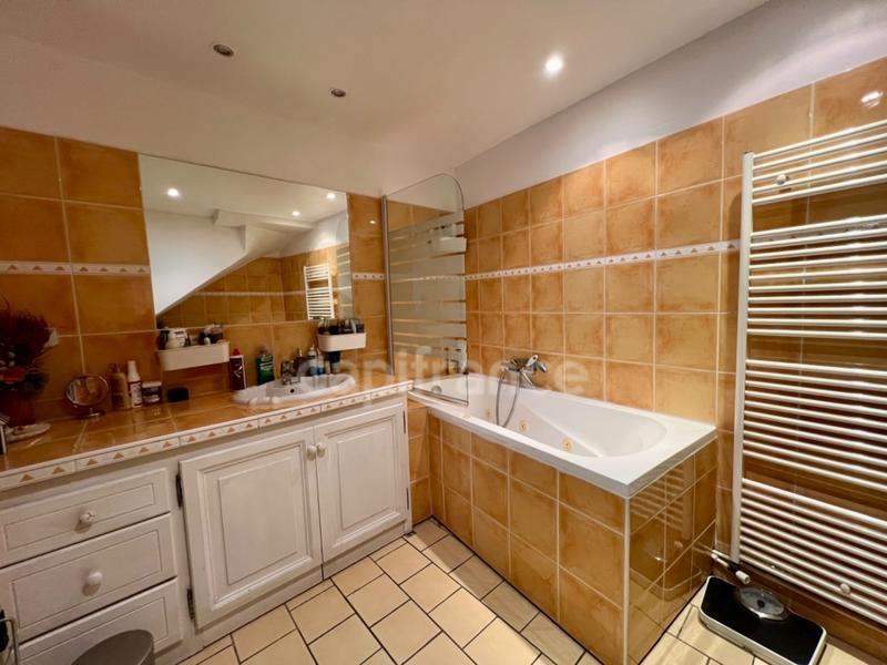 Maison de ville - 84 m² - 4 pièces