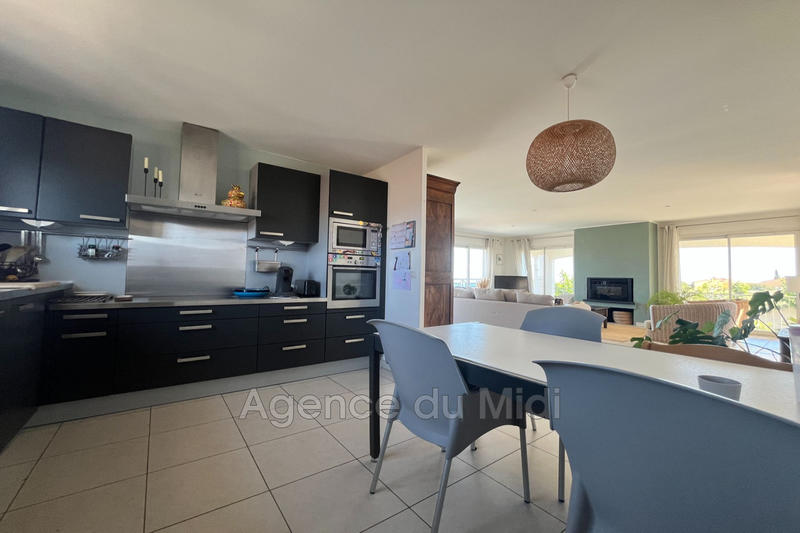 Maison - 212 m² - 6 pièces