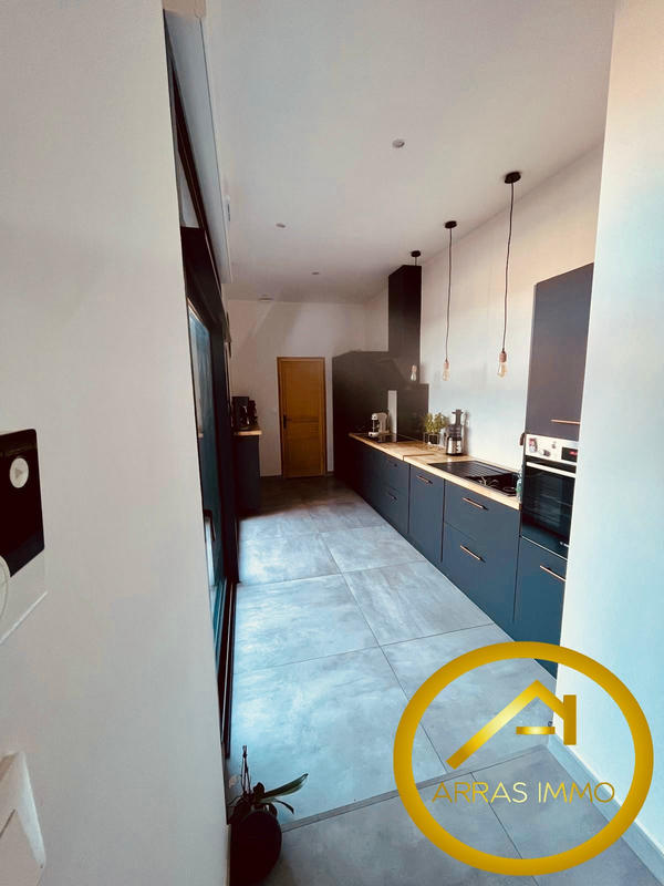 Maison - 172 m² - 6 pièces