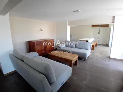 Maison de campagne - 255 m² - 7 pièces