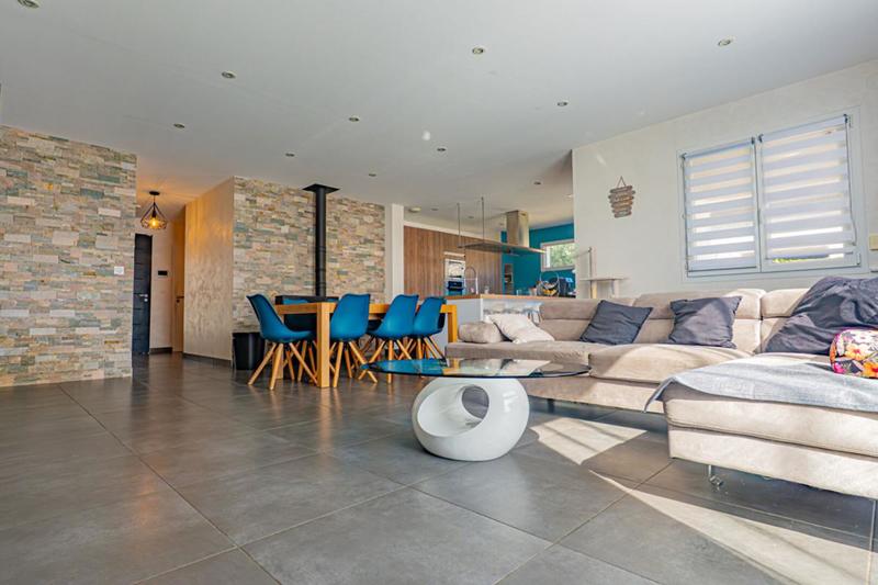 Maison - 141 m² - 5 pièces