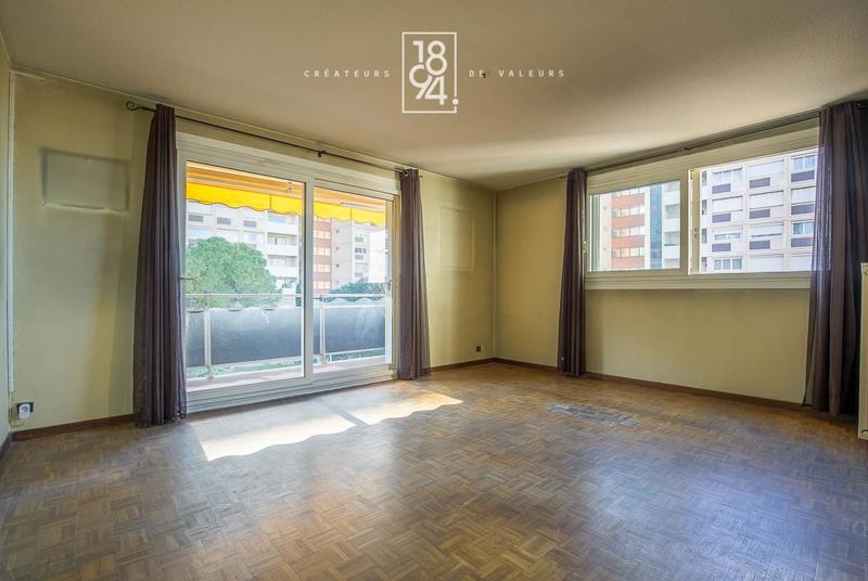 Appartement - 79 m² - 4 pièces