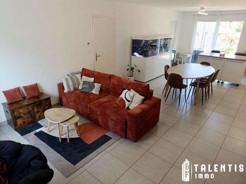 Maison - 94 m² - 4 pièces