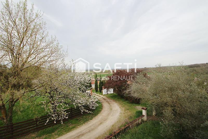 Maison de maîtres - 335 m² - 10 pièces