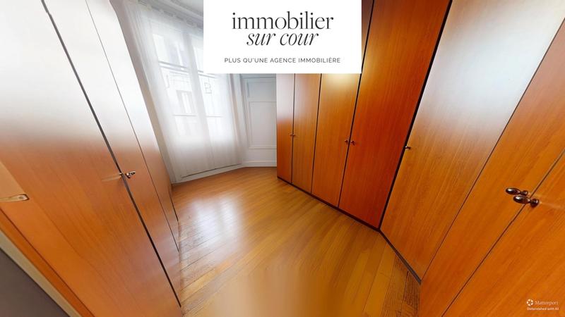 Appartement - 159 m² - 6 pièces