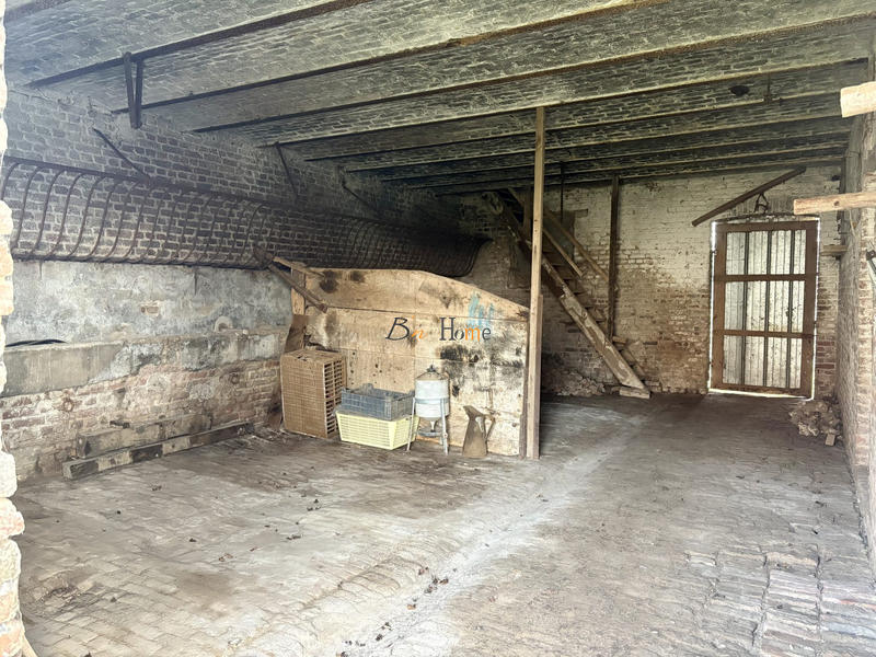 Maison ancienne - 350 m² - 1 pièce