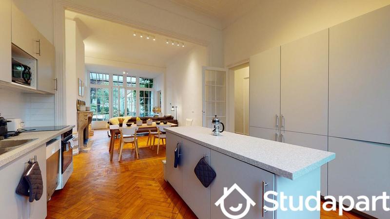 Chambre - 12 m² - 1 pièce