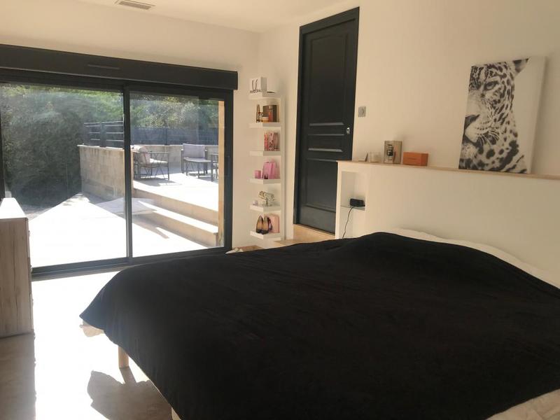 Villa - 180 m² - 5 pièces