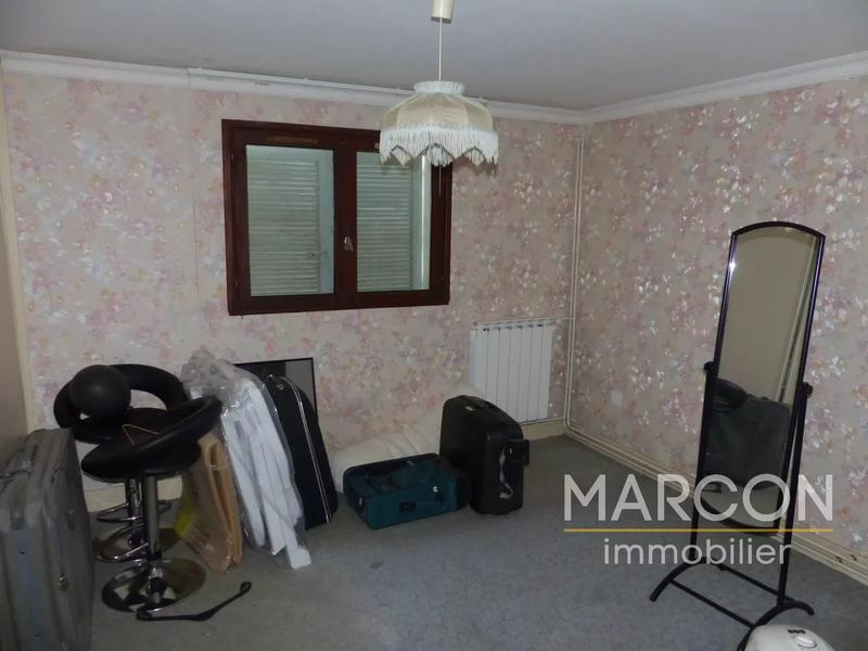 Maison - 208 m² - 7 pièces