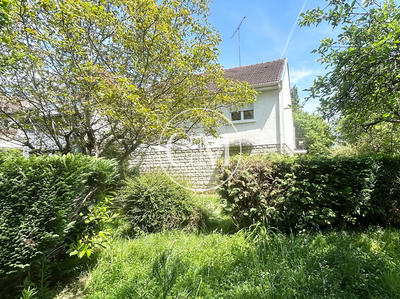 Maison - 208 m² - 4 pièces