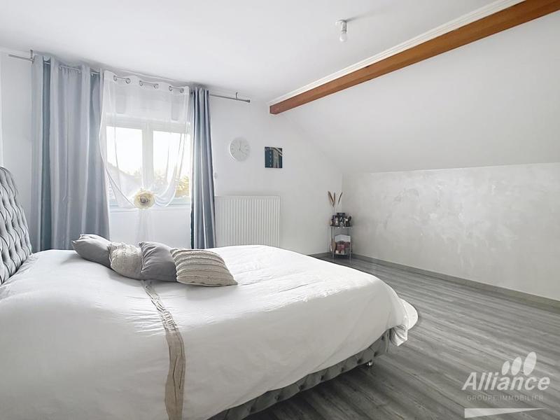 Maison - 222 m² - 9 pièces