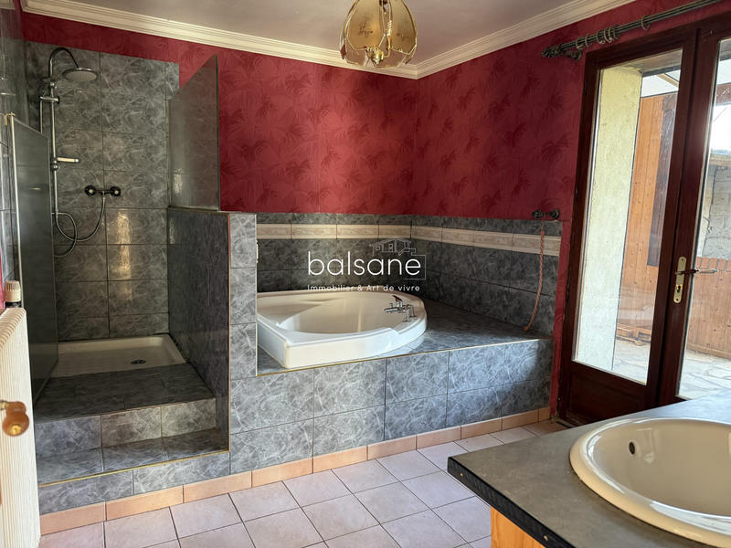 Maison ancienne - 113 m² - 4 pièces