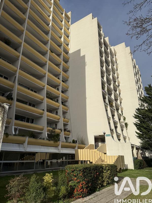 Appartement - 83 m² - 4 pièces