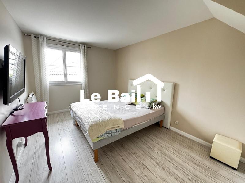 Maison - 104 m² - 6 pièces