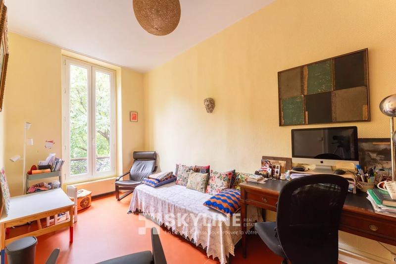 Appartement - 147 m² - 5 pièces