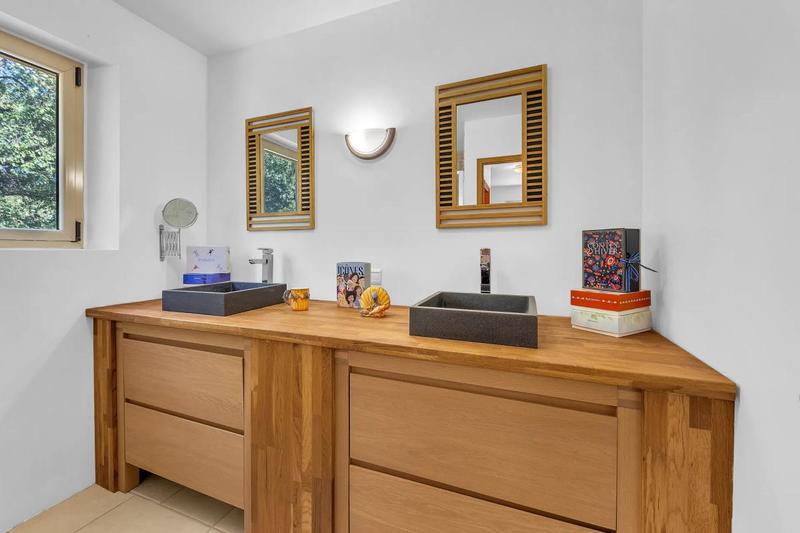 Maison - 160 m² - 5 pièces