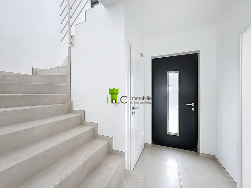 Maison - 145 m² - 6 pièces