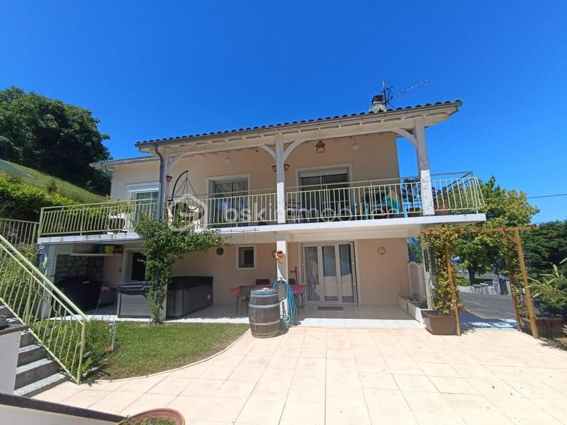 Maison - 130 m² - 5 pièces