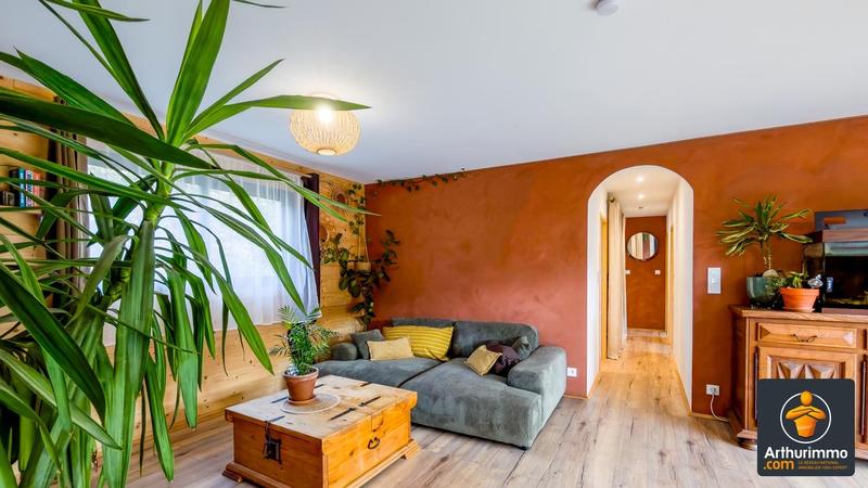 Maison - 95 m² - 4 pièces