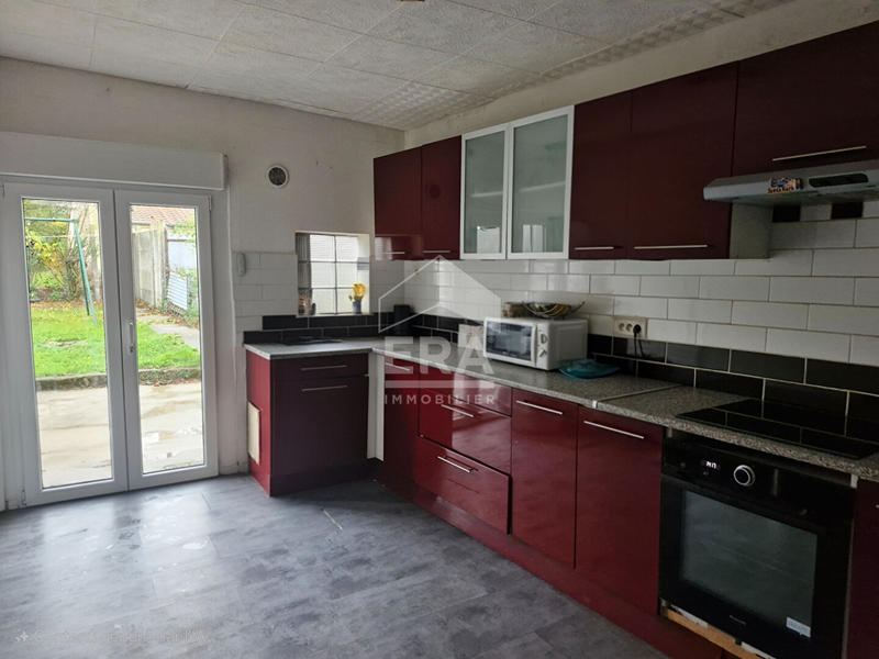Maison - 105 m² - 5 pièces