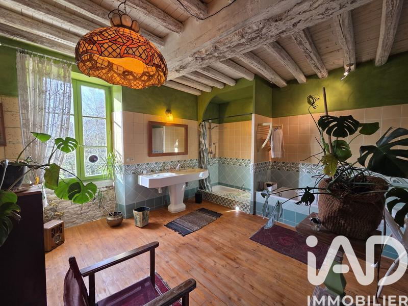 Maison - 362 m² - 7 pièces