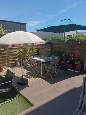 Villa - 90 m² - 4 pièces