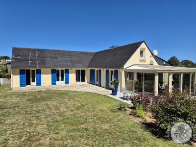 Maison - 135 m² - 6 pièces