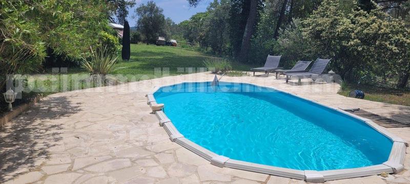 Maison traditionnelle - 152 m² - 6 pièces