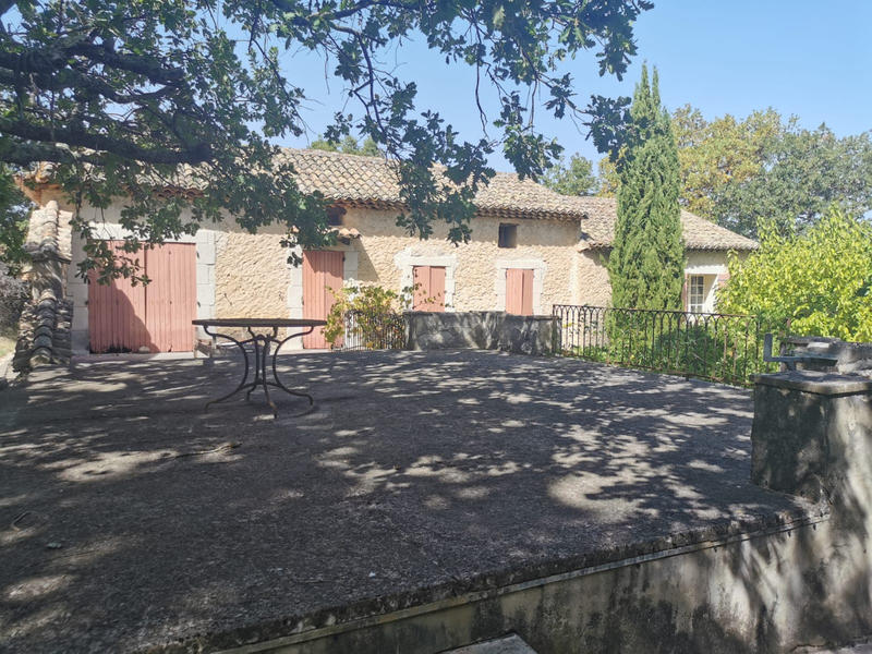 Mas - 250 m² - 7 pièces