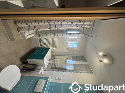 Chambre - 13 m² - 1 pièce