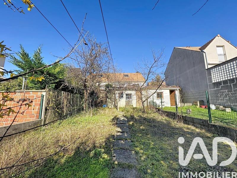 Maison - 111 m² - 6 pièces