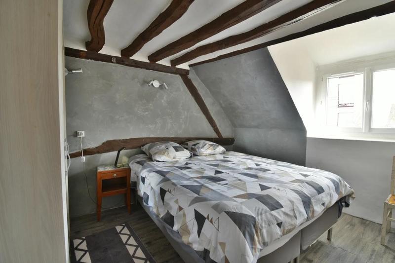 Maison - 189 m² - 9 pièces