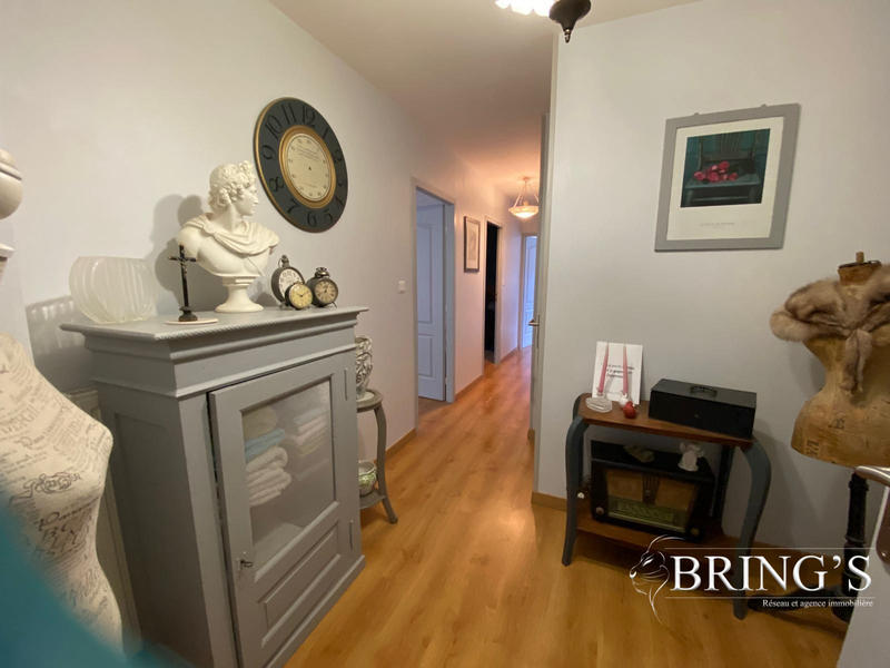 Maison - 244 m² - 7 pièces