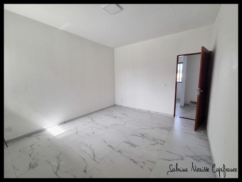 Maison - 209 m² - 6 pièces