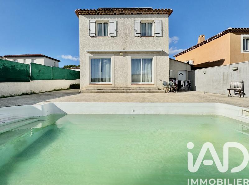 Maison - 90 m² - 4 pièces