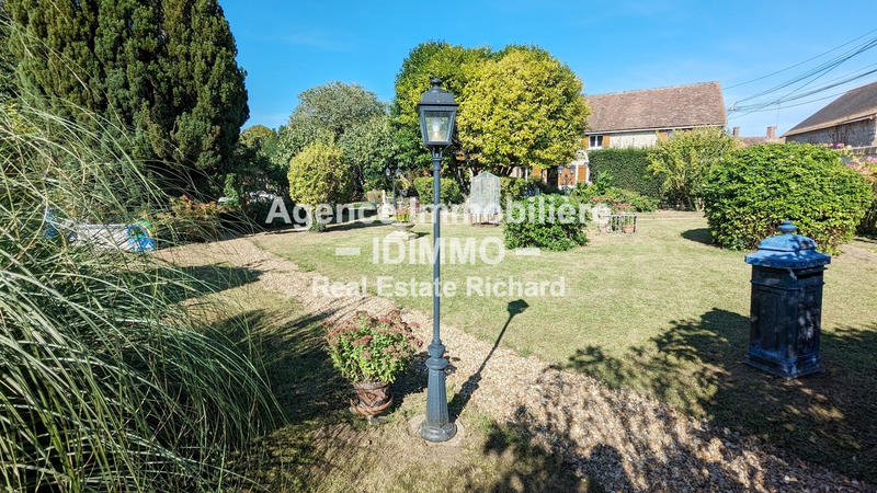 Maison - 296 m² - 9 pièces