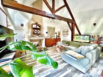 Maison - 188 m² - 6 pièces