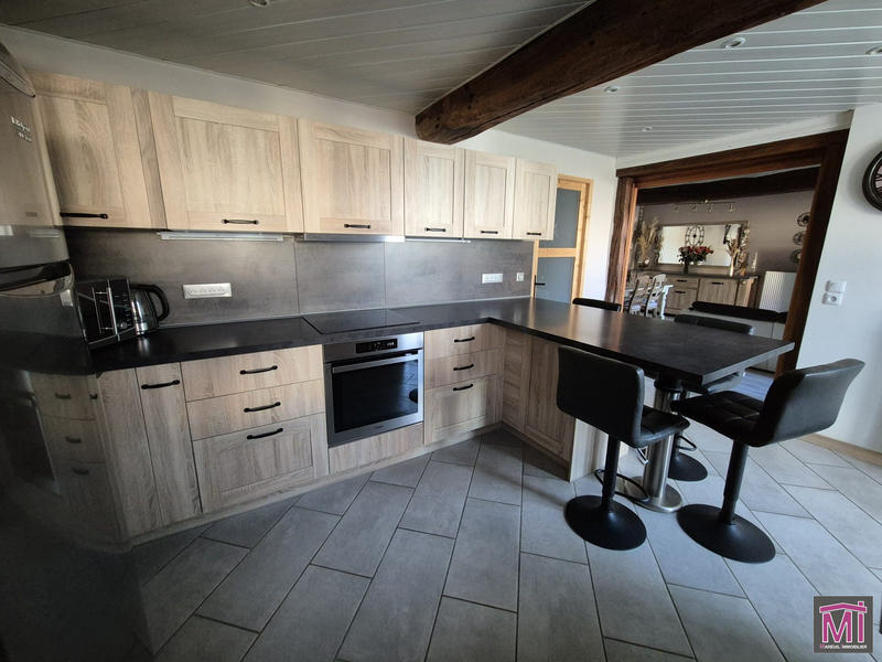 Maison ancienne - 160 m² - 7 pièces