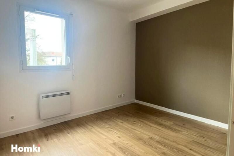 Appartement - 80 m² - 3 pièces