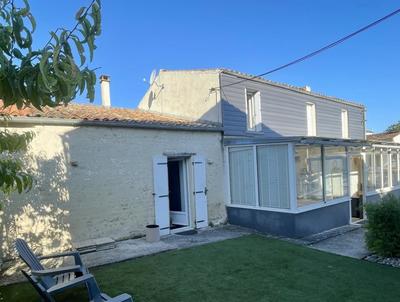 Maison - 135 m² - 5 pièces